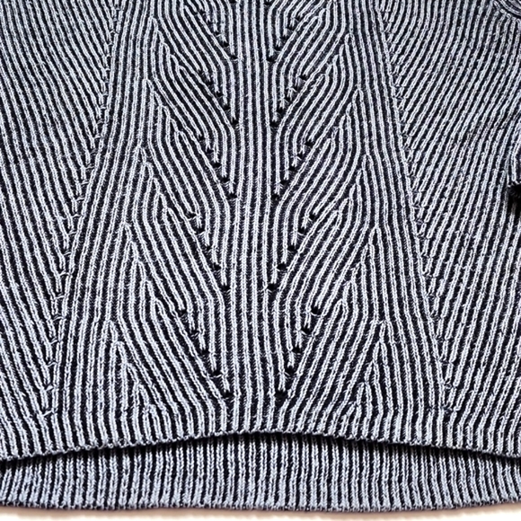 Laura Knit Sweater Top 3/4 Sleeves NWOT - Picture 4 of 10